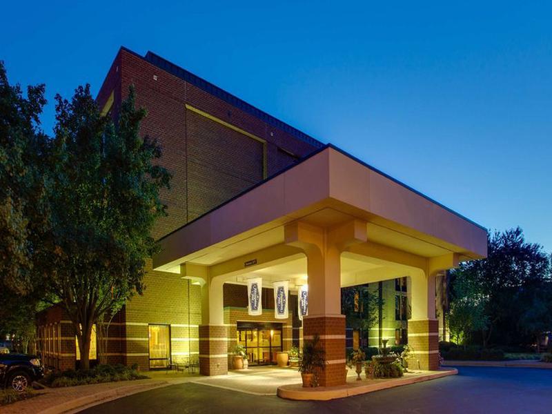 AF61AC6F42E8BC71B474B1ED41DEF096