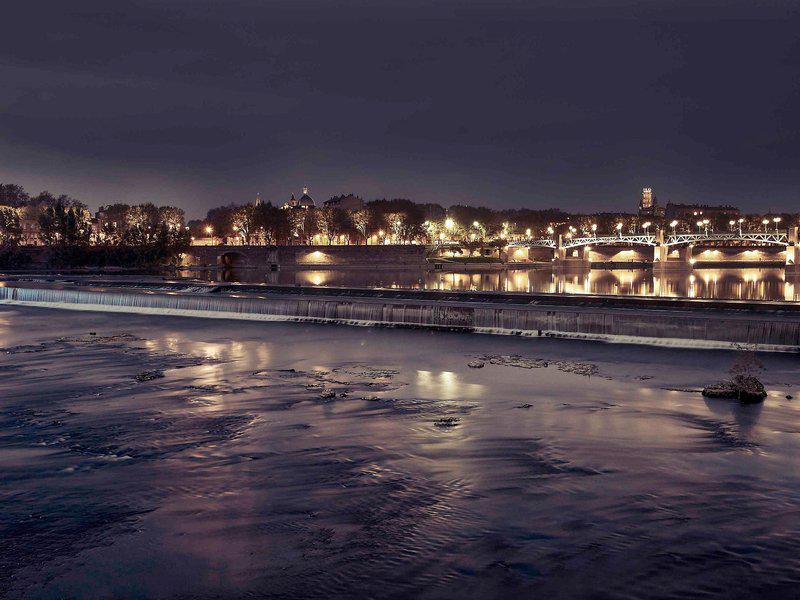 8003B47B68A735F54954A00AF3A2E20A