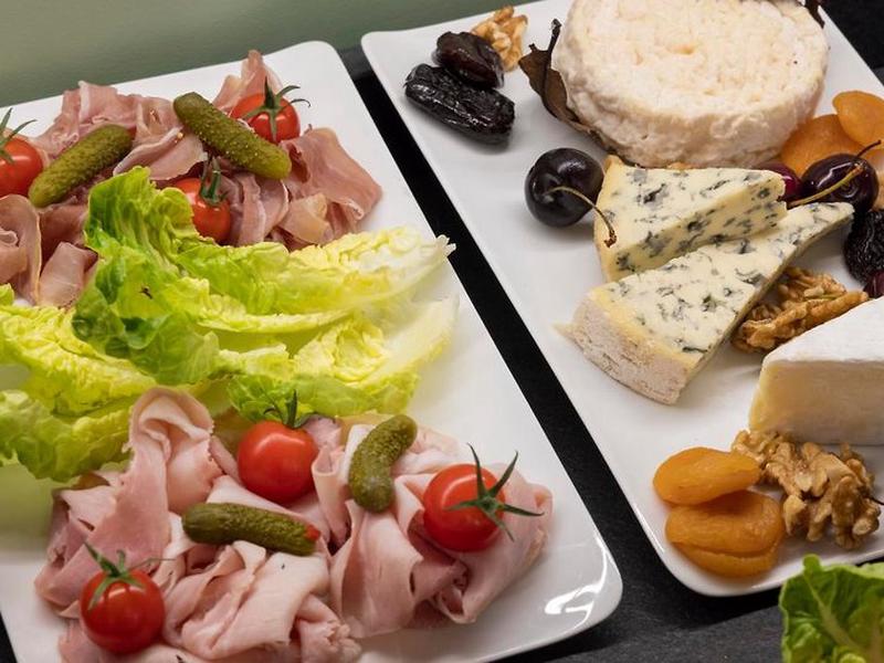 7E461D7C0B398681E0543946C8281016