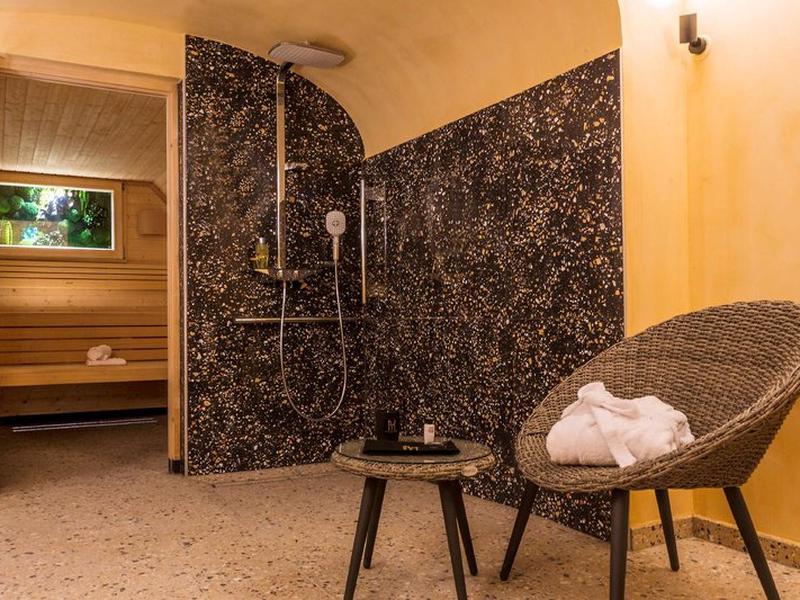 EA3476C796C9B835DC5DE0BCB244ADCE