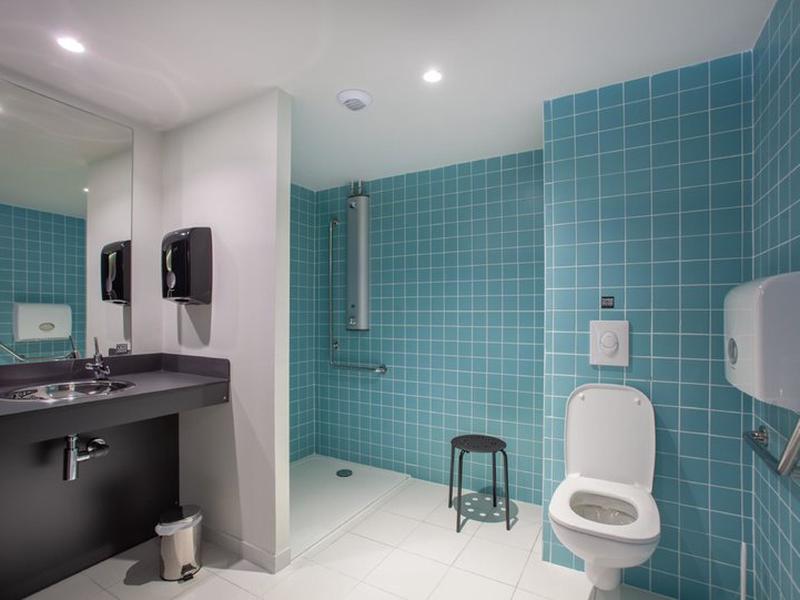 94EB2E3CB42A1CC4839266433B777765