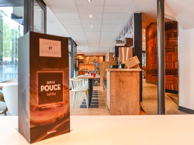 9B1E1EE074654244E94AED943EA5EC31