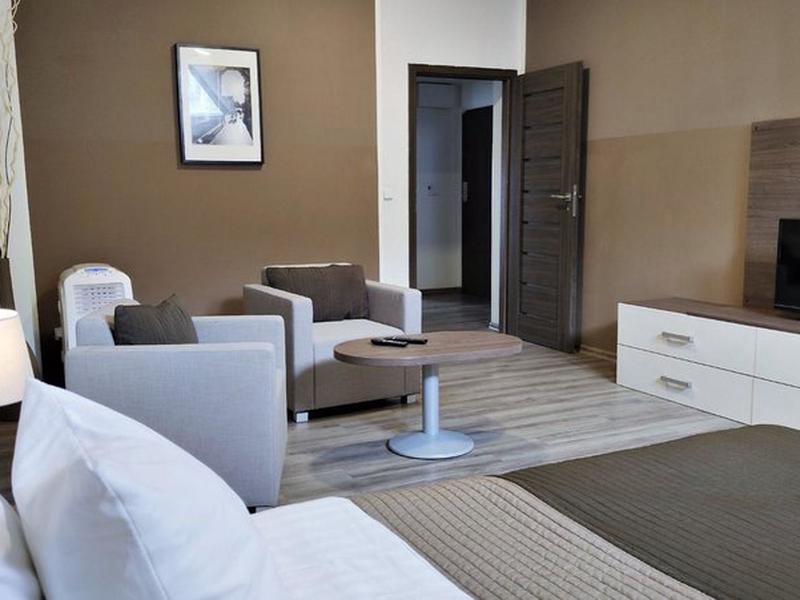 4063BD75E9F01E7FA81CF2EAF10937C4