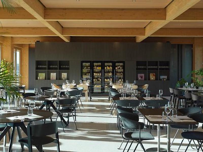 15CBED7CABB4F9572635B91DFF6C6D1B