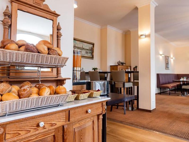 0B5AA215F809CF572524A12CBD0F1F70