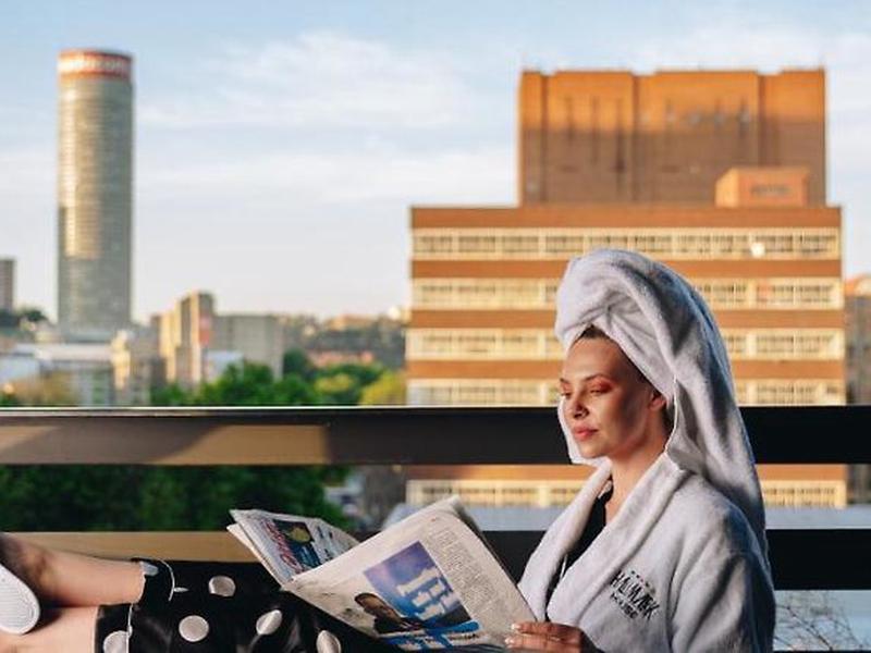 09FB71576ED5CE780AA809084D91A940