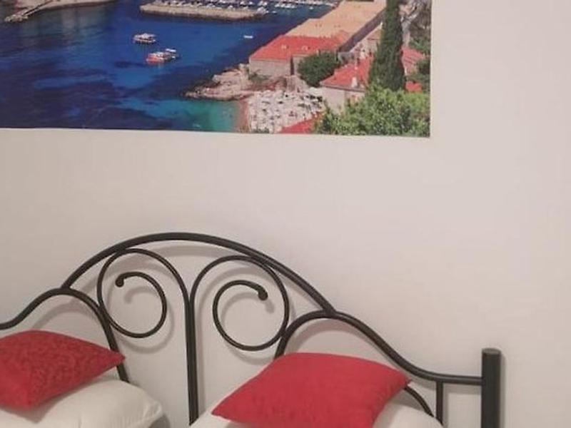 849B932420017753BFD36BD7A21900F2