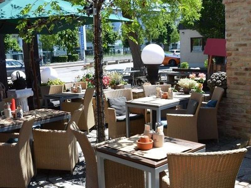 91EAF91B78F3FAAE8C5E4110BB03B6C2