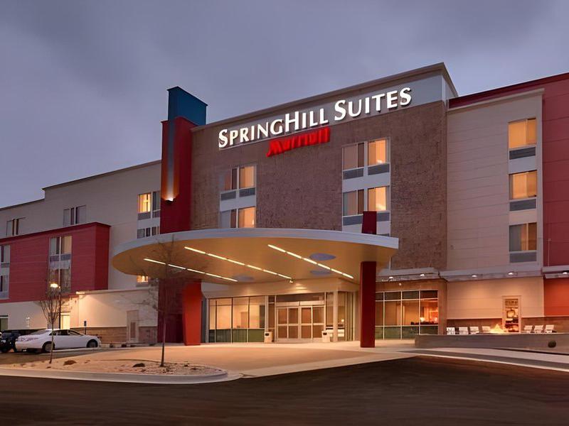 DD4D82E76CC5F4FDABEF0DD84B51A599