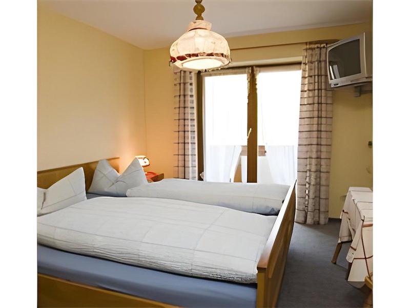 51B75741423FC5BD6018F60AE97506EF