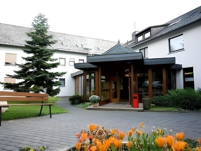 96B1584CF8909692C07DCBF5450729FC