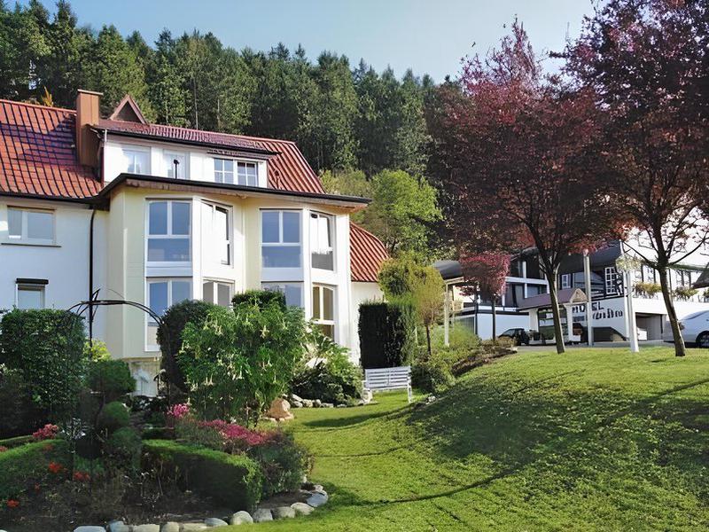 17FF9EDC98BF3BACCC339919E6821B1F