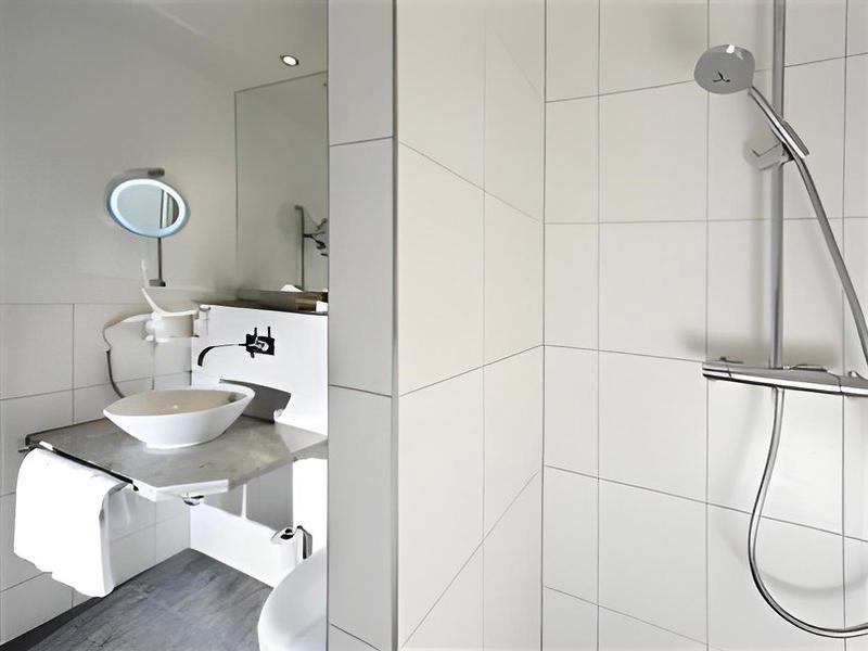 DBDA069B6E5255AEAF91DD060AF4AD96