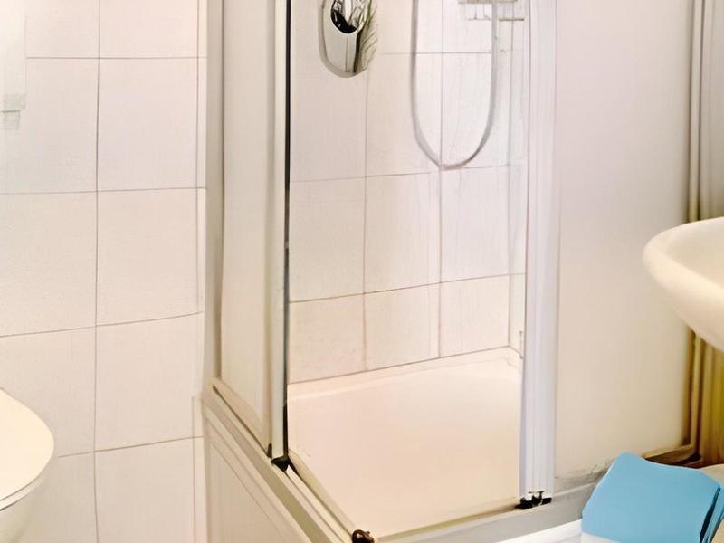 CFEEDD008B07C0F2339BECAB3B4914B0