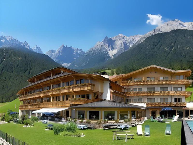 CEEE621D5B2C137731B37C47FE70700E