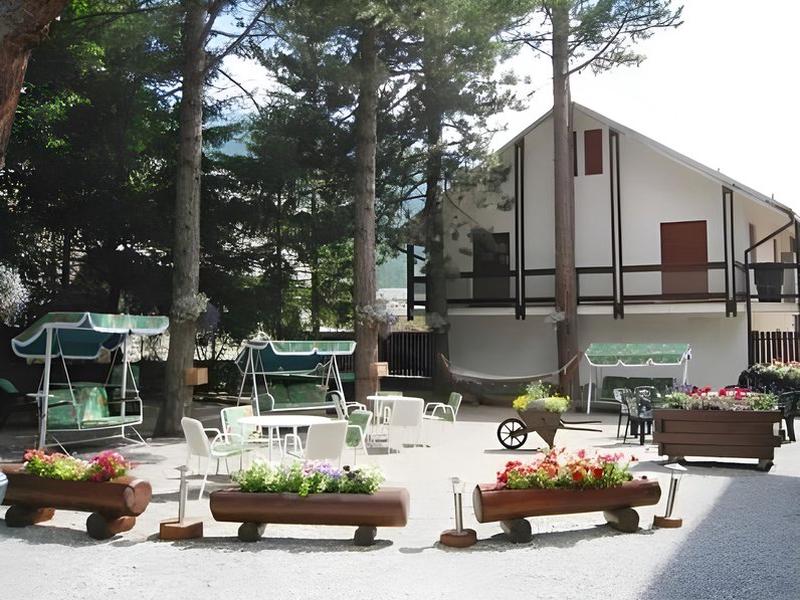 241151B10F9659539C34ACF0C0CC783C