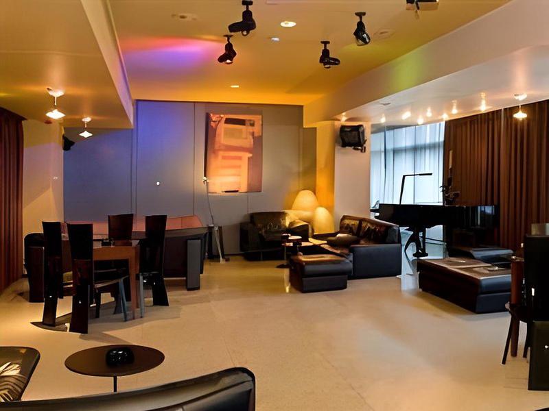 575EBD090DA8E4FEEDFDA0898C10E32B