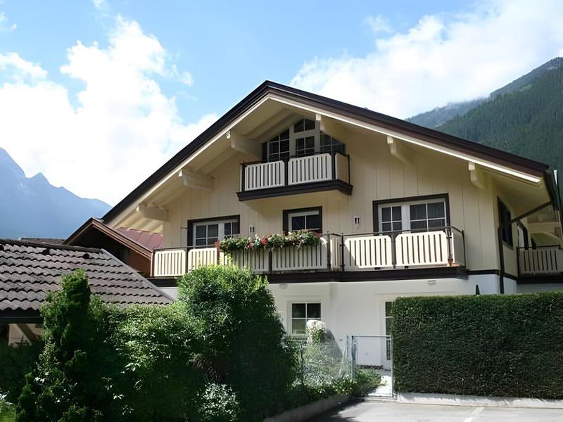 24FC1C435D43154597CE46D036E12047