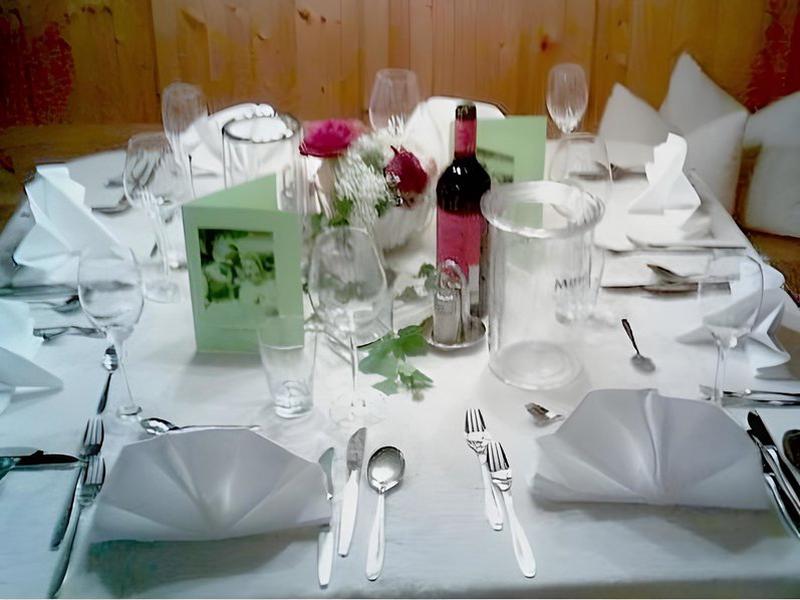 25F62A38F2668A729DDFC8DAE77D5C57