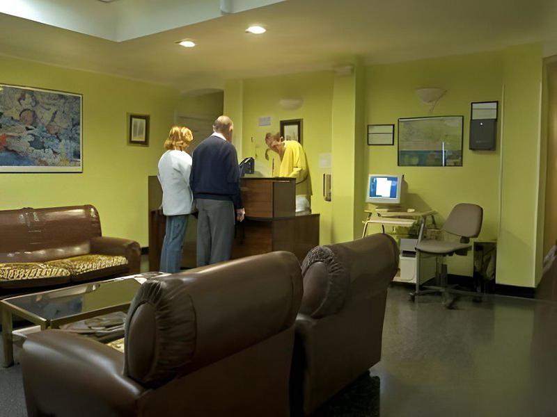 21174C858E351C502D14421A56DA5F4B