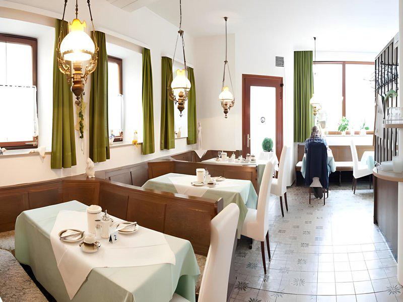 664758F8E2360B004C004E05DF78D97B