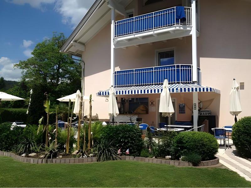 F91A1420D94A90E94D3C91C065EE04C3