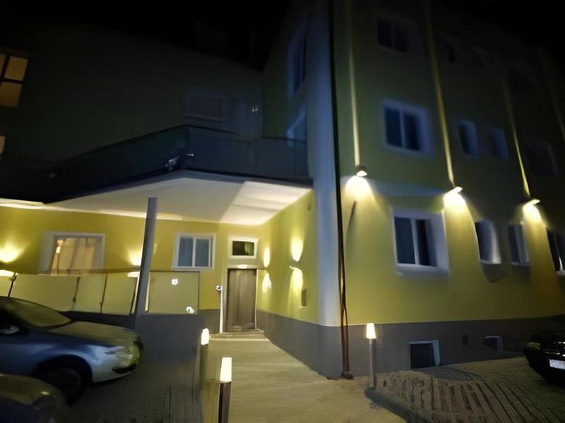 F850ED77E008A95B146CB5954408A0CC