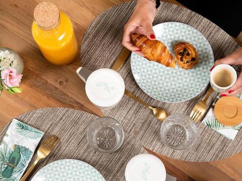 E971DE8AE60AFA4A0627BA5B8170350D