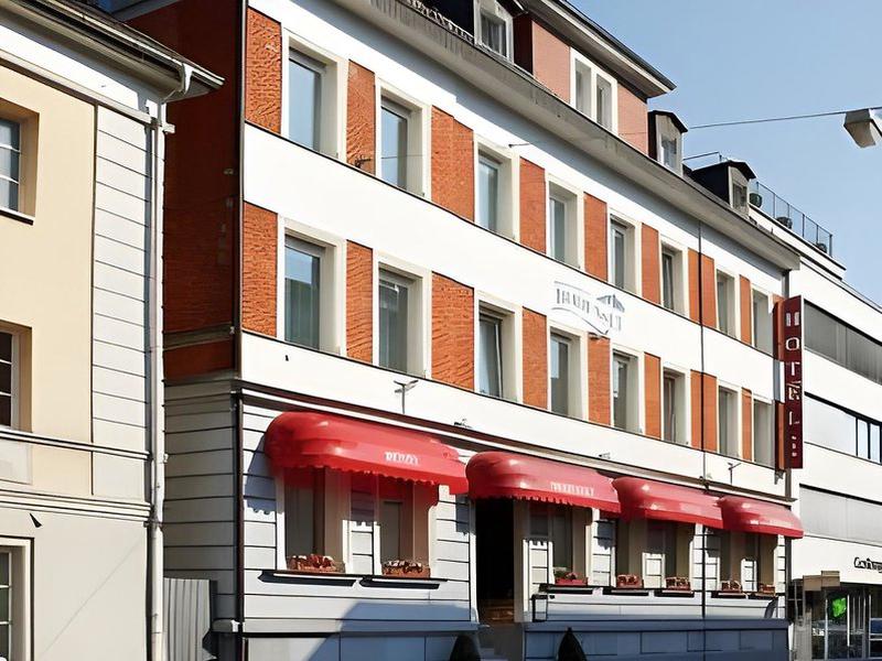 6131151361A4C93F9DA6E4C3E3426E8C