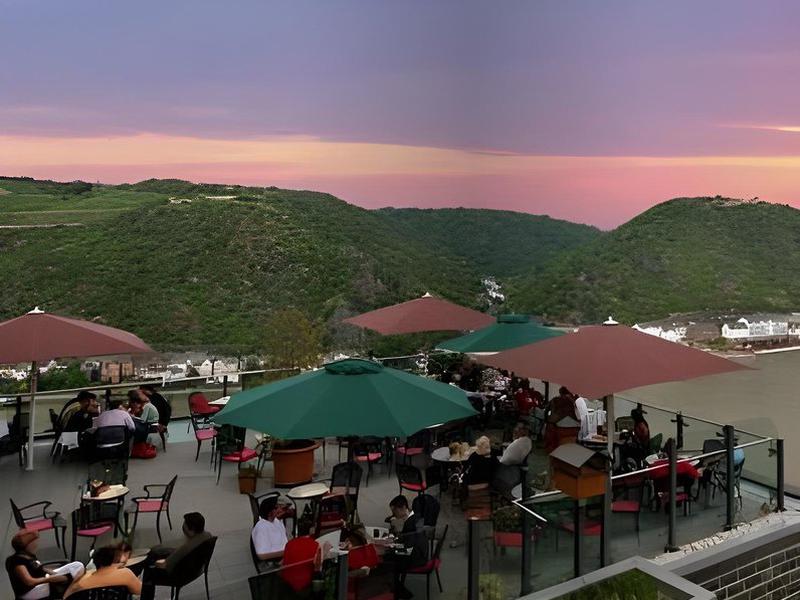 F6E1CEAD4C65B9C5B29727611656B11D