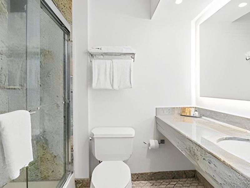 449AAD22E8E02998FEC7964F2124D495