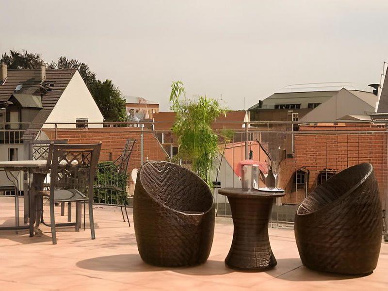 819138B8DA718F11249C4AC8EDAD2961