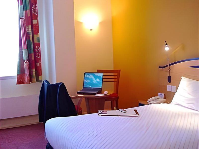 2FBD12491F0B7733B0D0A4DE3B4E236C