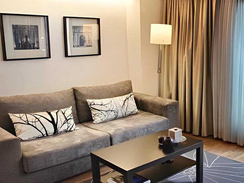 B60D5C573A004A8030D695CAEAB0E9A1