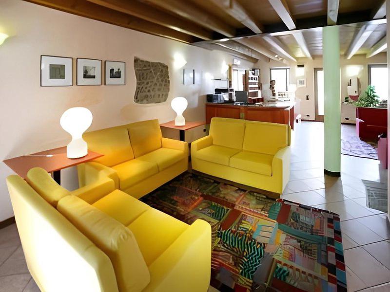 54D111AA01BCAE980041BBE5B8B479A4