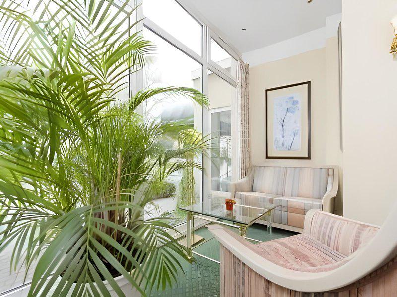 A336171ED7322F3829DB9F6372AAE075