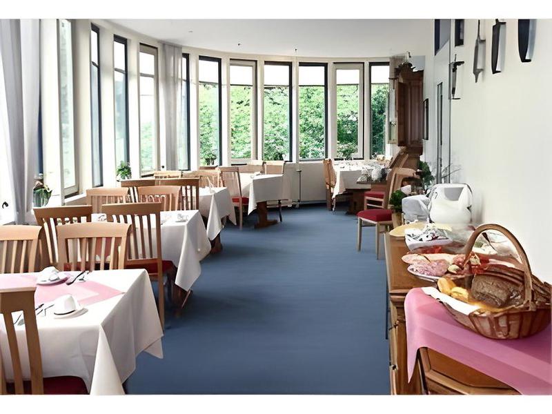 2B2630345DBB74826ED6C9B6E4B1BC25