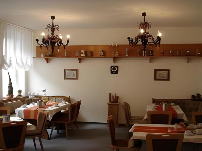 8220EEB57DE2313C5D30B1E497E70FBD