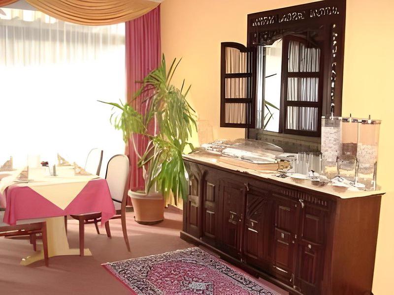 CEB6504AB72F7C01EE703DDDBE956319