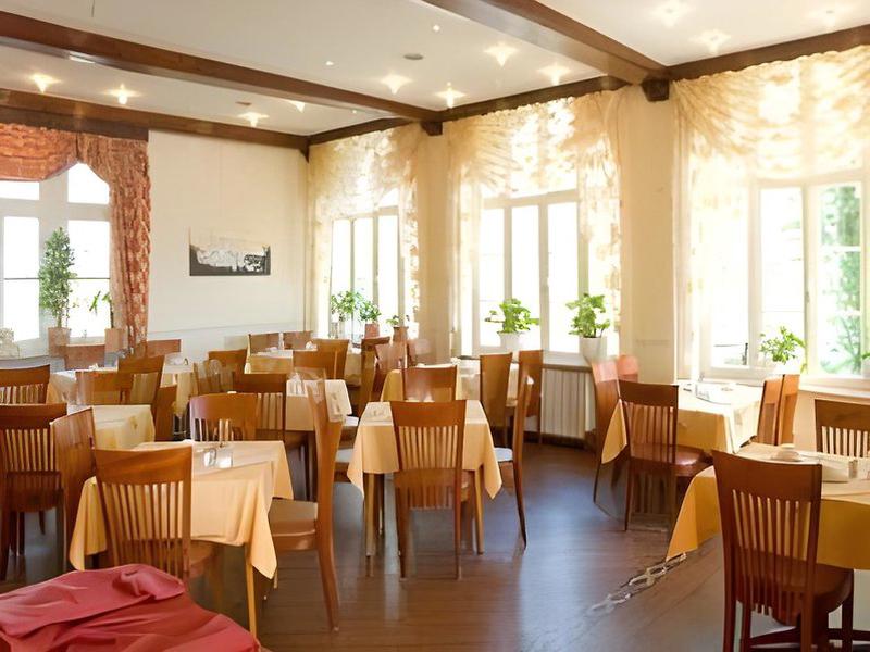 EEB8807FC60F6AFE74EB0FD426F83C3D