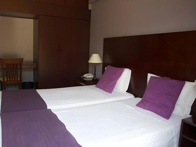 B3CB953F6D2930FFF77EEDD87E4A626D