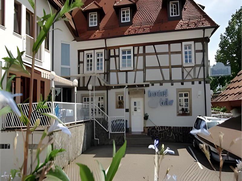 8AB84B7A8BEB57EF8121E4C4C1716F05