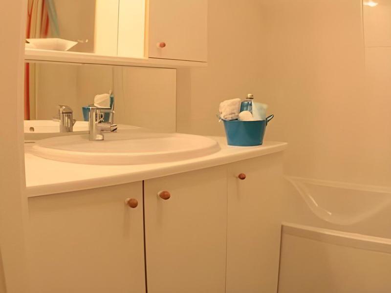 896D4AC921959F0544087EA8FD749DE7