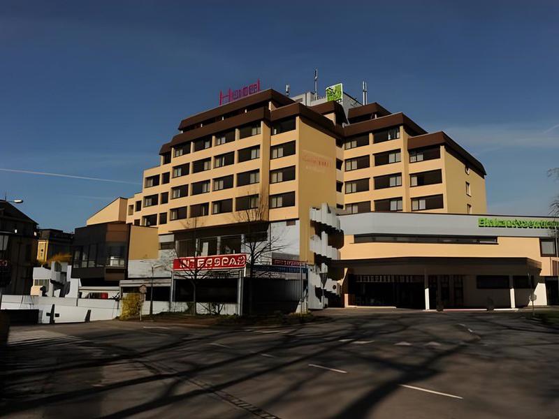 4BA242A3C2220957873380ECD05B1A09