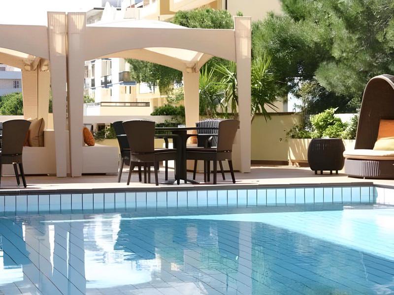 5CC82EEE3CC500CEF801F1B8A846F2A5