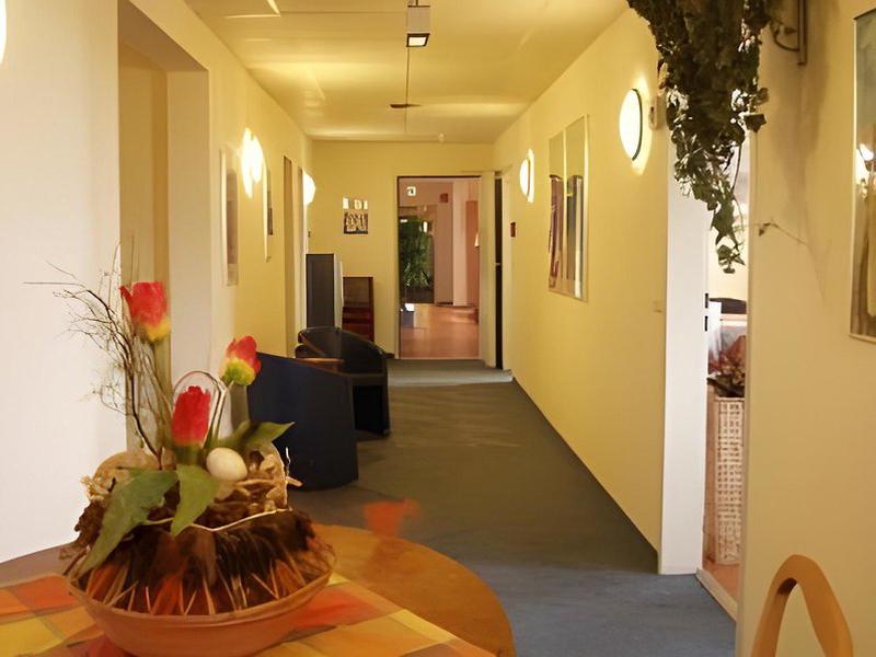 5E9AF12EED1BD4AE77B3C8B11E1456A9