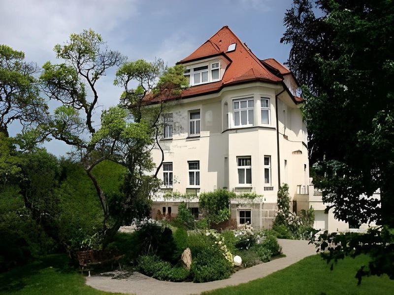 37D1A5FD575B2E08D74BD4022157EB12