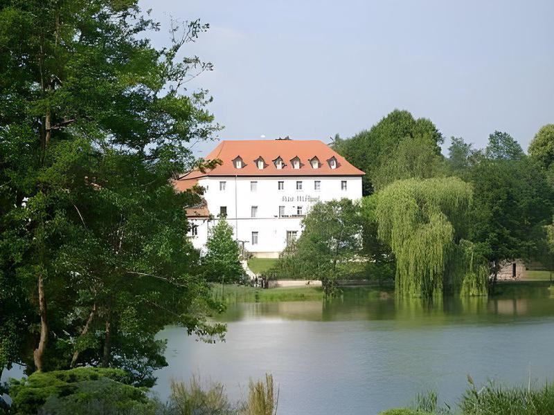 3BDD3187A23907B199E76711DEBDC0F8