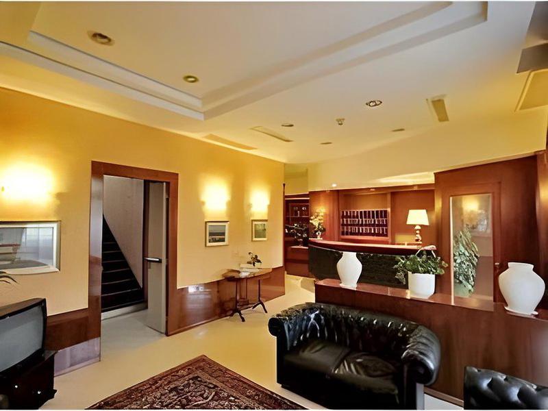 AF9F4A9770FEA1925708F4DDCEC6F2AB