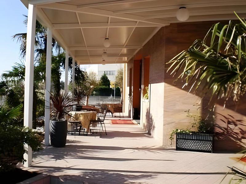 B3C2B33F11A985C506E775B09CAC1107